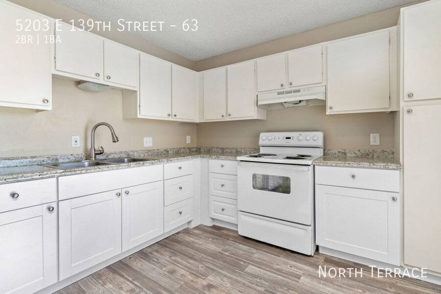 Apartment for rent at 5203 E 139th St #63, Grandview, MO 64030