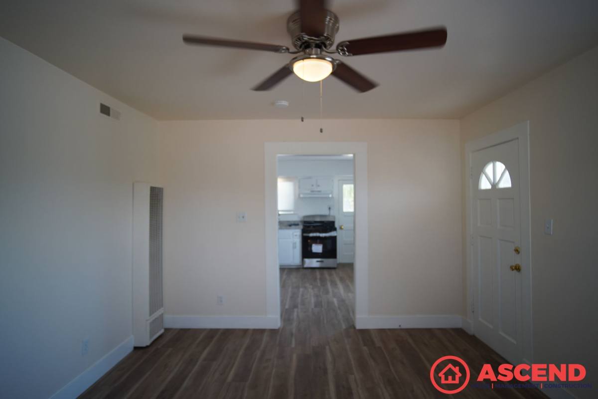 Apartment for rent at 412 El Tejon Ave, Bakersfield, CA 93308