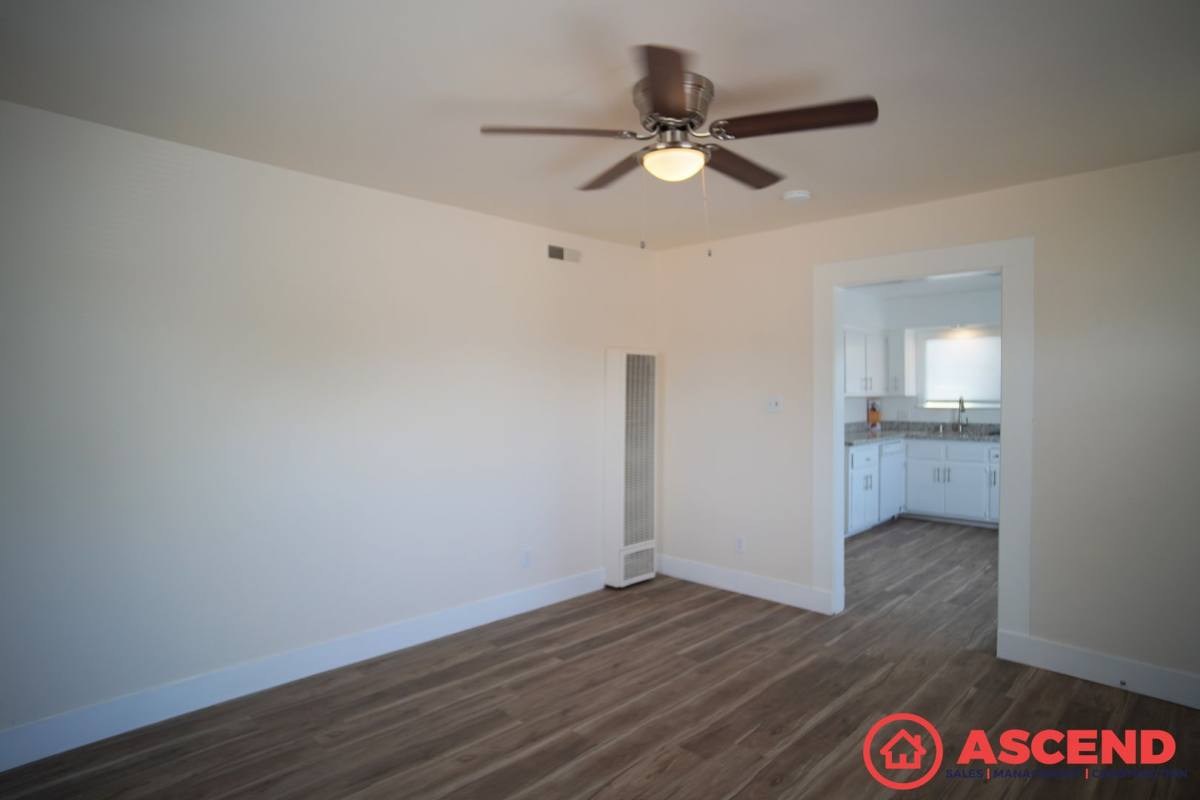 Apartment for rent at 412 El Tejon Ave, Bakersfield, CA 93308