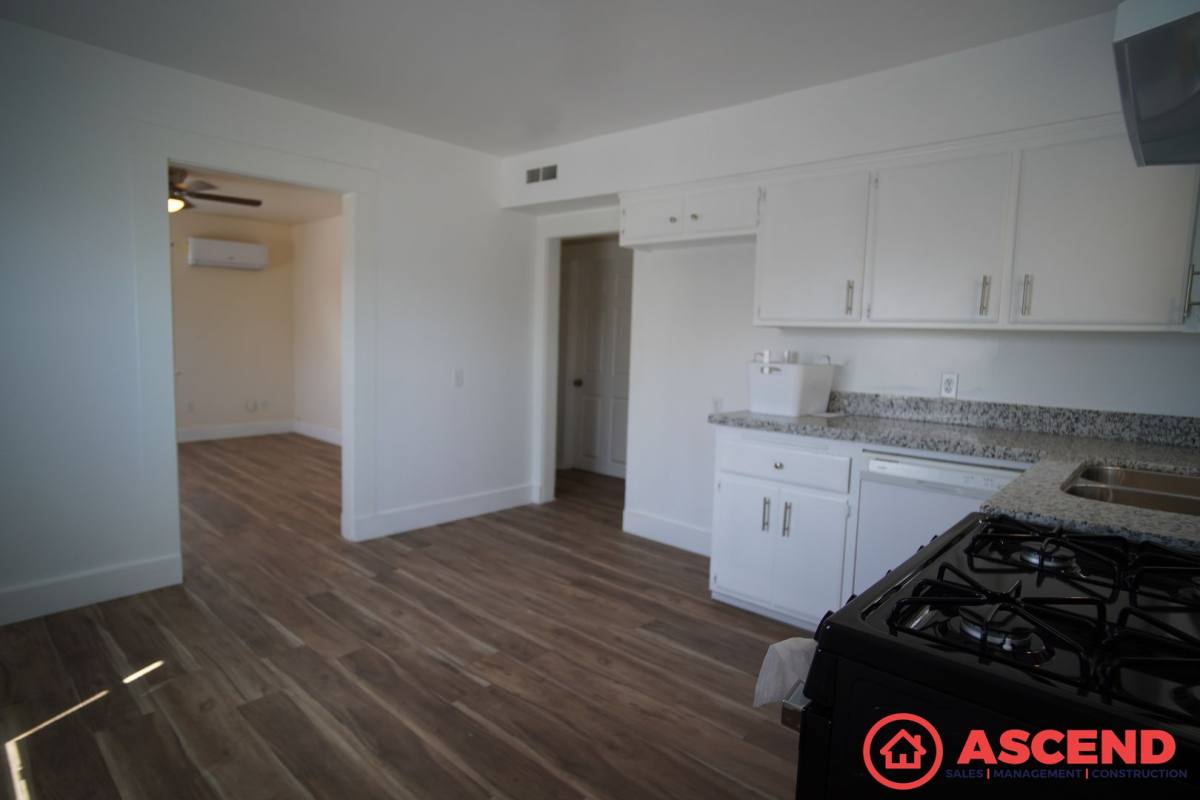Apartment for rent at 412 El Tejon Ave, Bakersfield, CA 93308