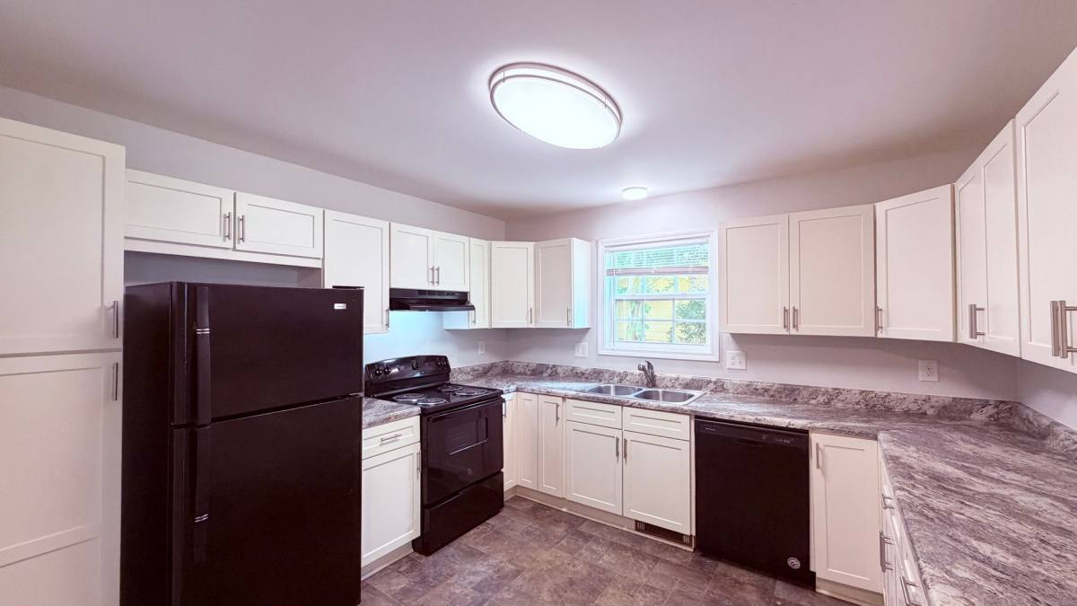 House for rent at 1681 Hadlock St SW, Atlanta, GA 30311