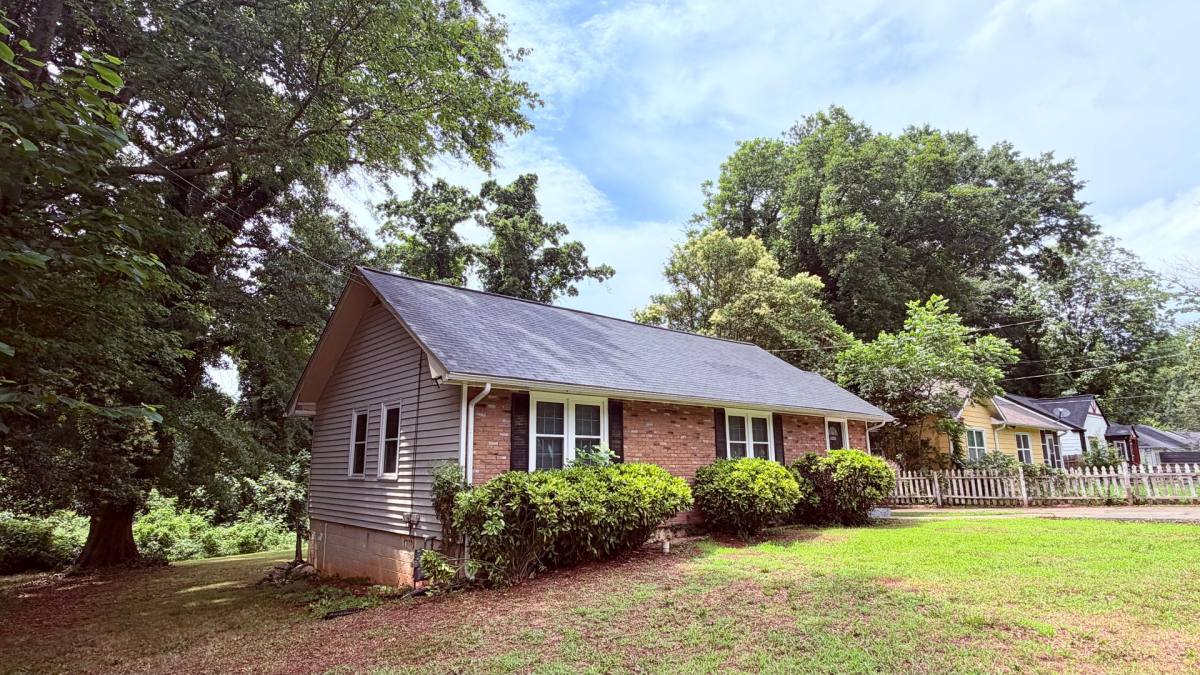 House for rent at 1681 Hadlock St SW, Atlanta, GA 30311