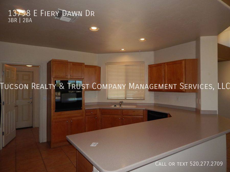 House for rent at 13798 E Fiery Dawn Dr, Vail, AZ 85641