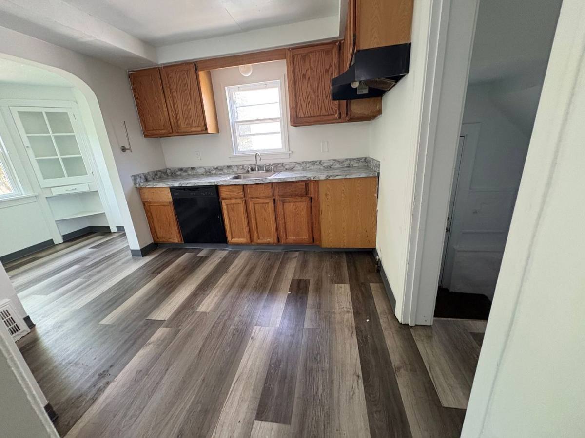 House for rent at 5052 E 88th St, Cleveland, OH 44125