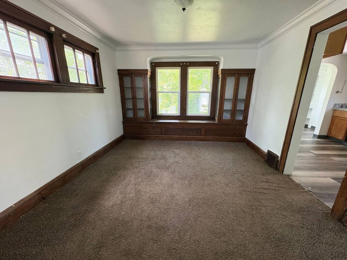 House for rent at 5052 E 88th St, Cleveland, OH 44125