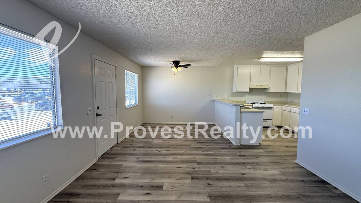 Apartment for rent at 22544 Sioux Rd, Apple Valley, CA 92308