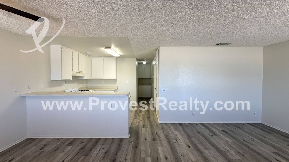 Apartment for rent at 22544 Sioux Rd, Apple Valley, CA 92308