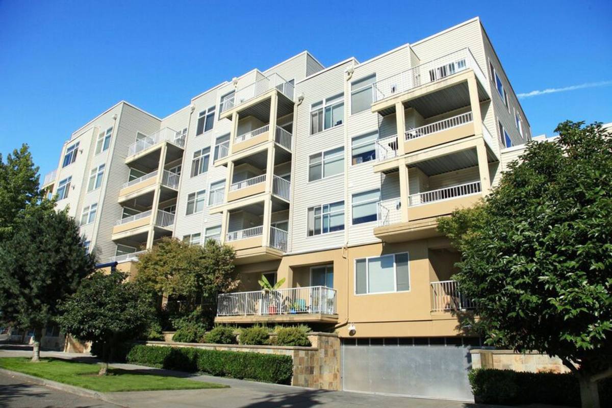 Apartment for rent at 6410 9th Ave NE, Seattle, WA 98115