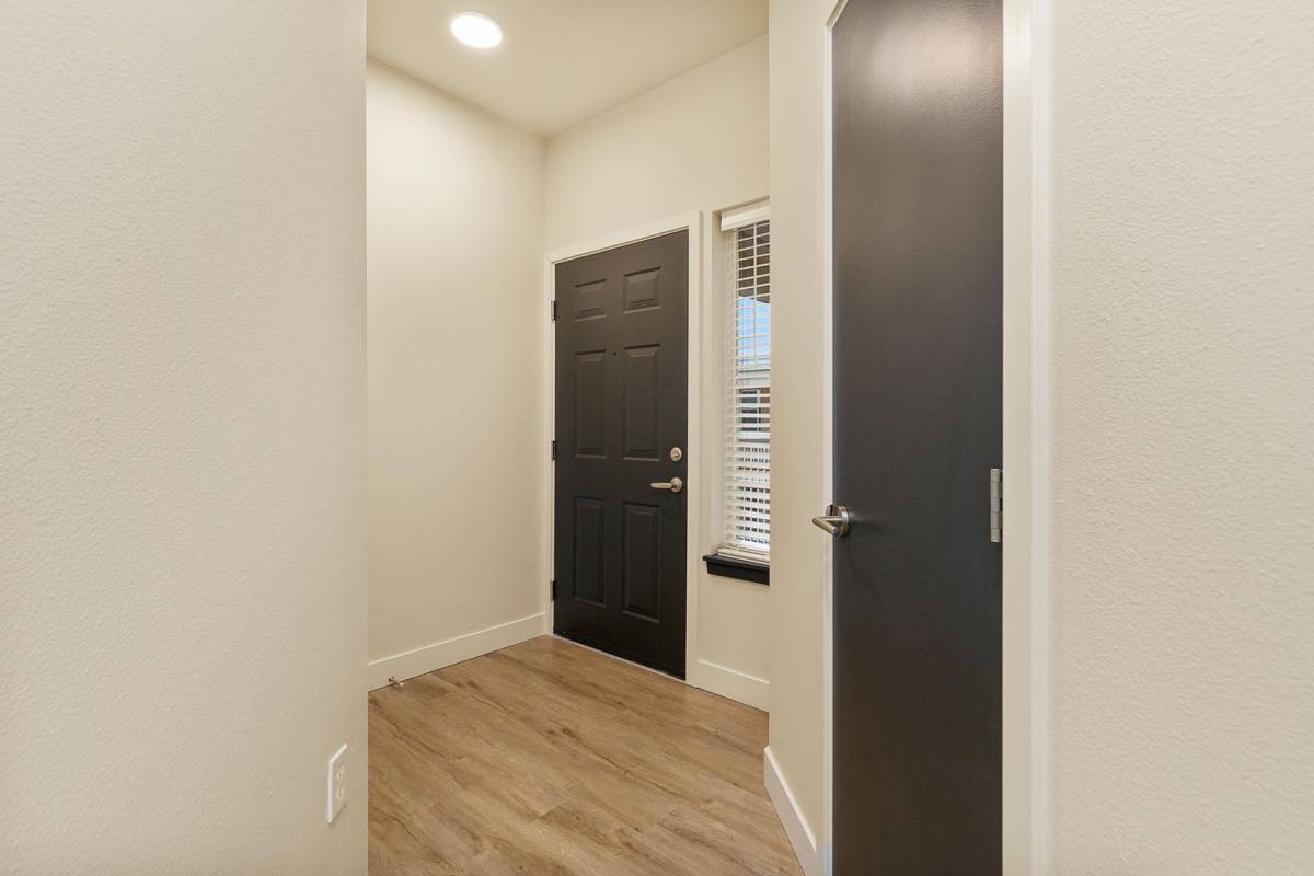 Apartment for rent at 6410 9th Ave NE, Seattle, WA 98115