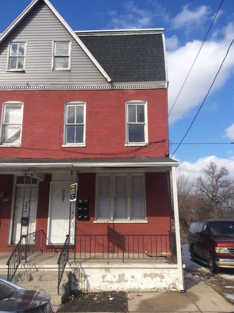 Apartment for rent at 707 E Prospect St, York, PA 17403
