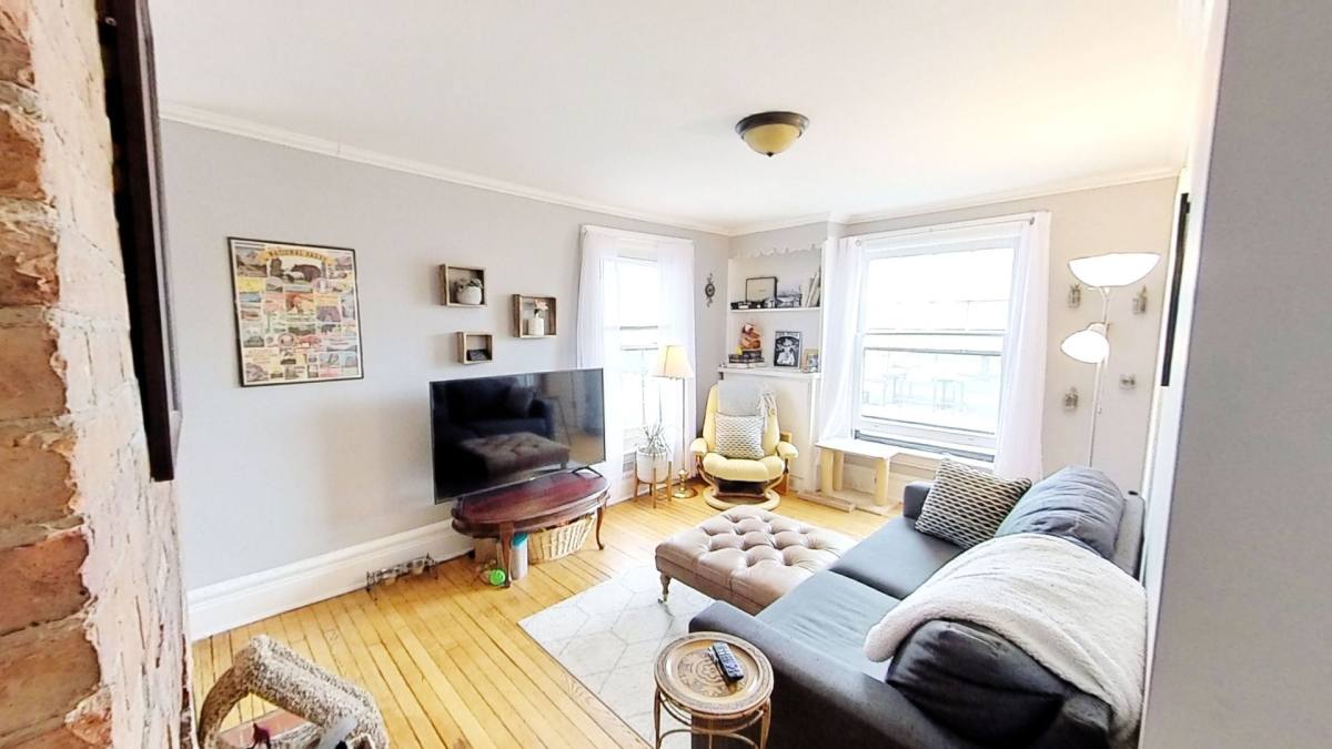 Apartment for rent at 595 University Ave #3, Rochester, NY 14607