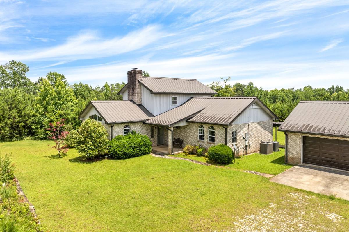 House for rent at 936 Girls Ranch Rd, Camp Hill, AL 36850