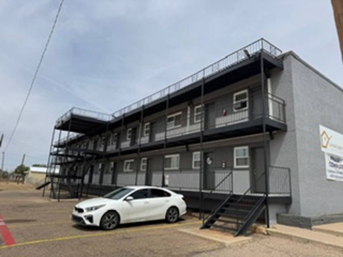 Apartment for rent at 808 Ave H, Levelland, TX 79336