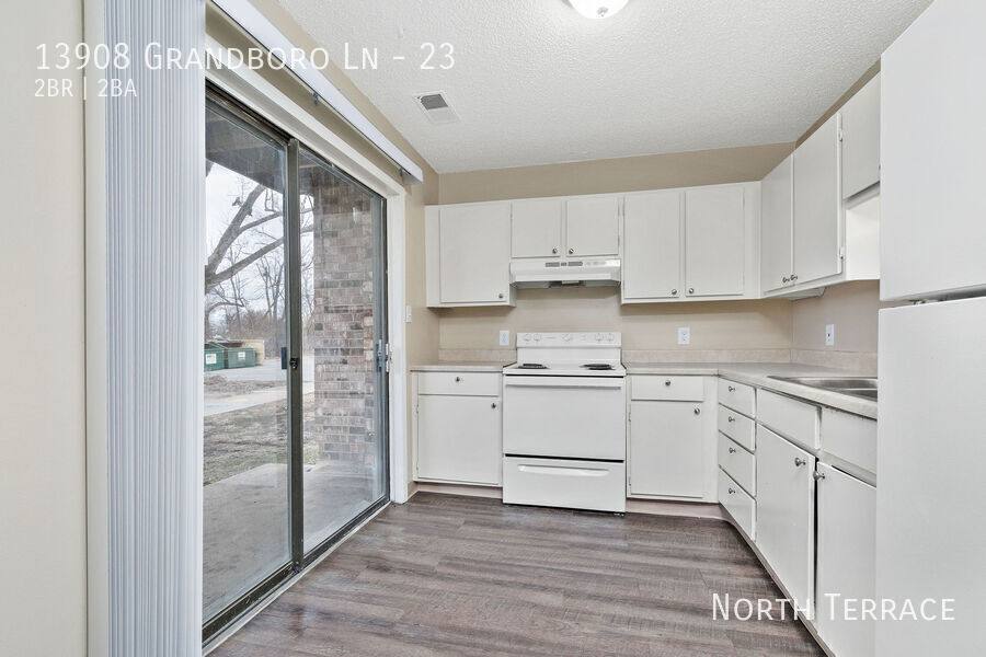 Apartment for rent at 13908 Grandboro Lane #23, Grandview, MO 64030