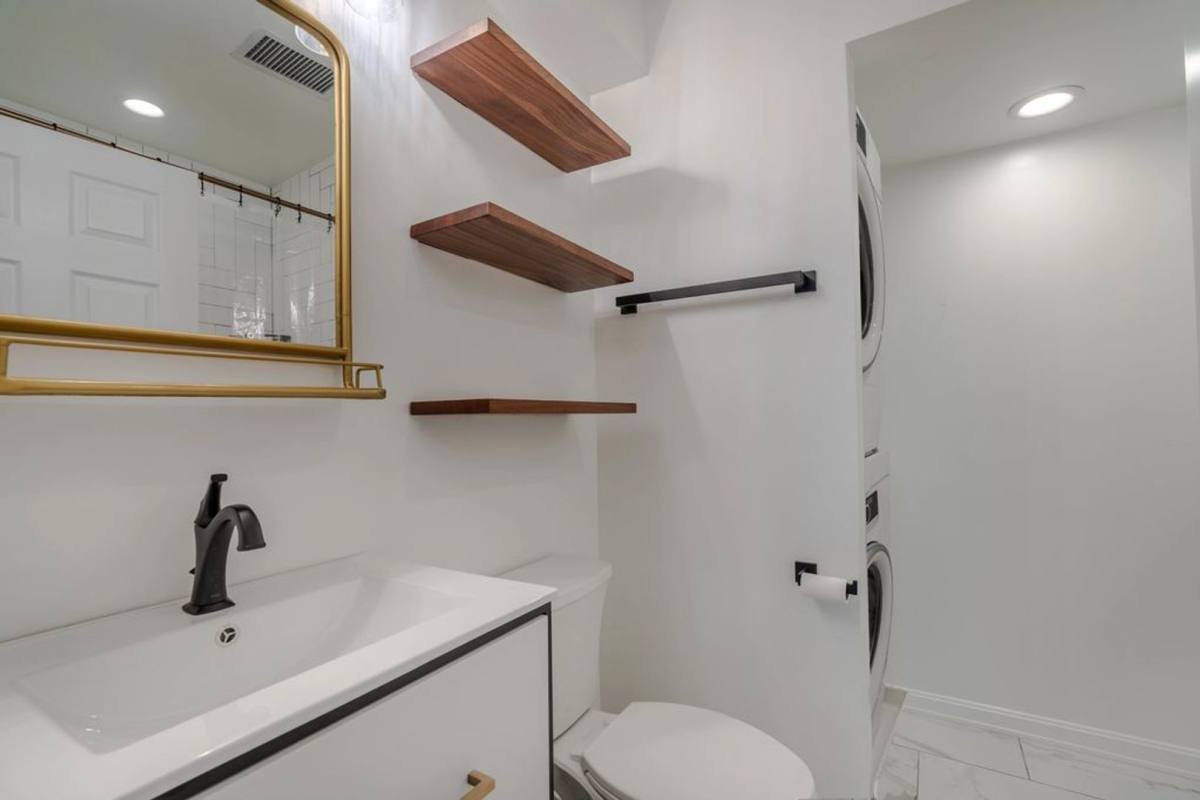 Apartment for rent at 2712 O'Donnell St, Baltimore, MD 21224