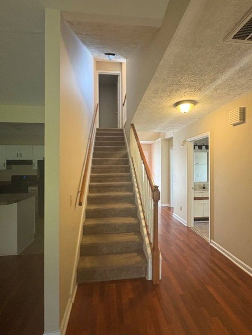 Condo for rent at 25119 York Dr #ME-37, Abingdon, VA 24211
