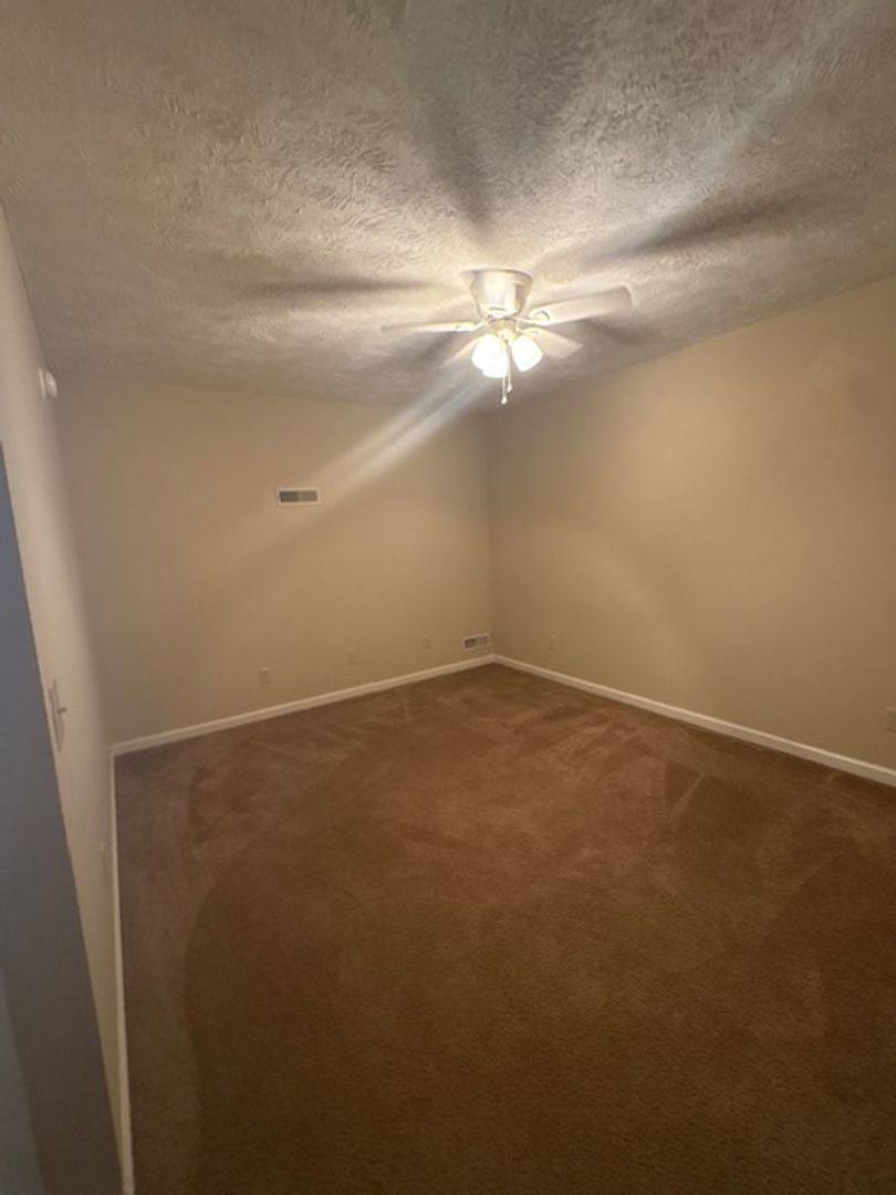 Condo for rent at 25119 York Dr #ME-37, Abingdon, VA 24211