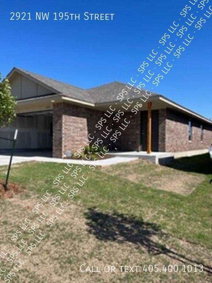 House for rent at 2921 NW 195th St, Edmond, OK 73012