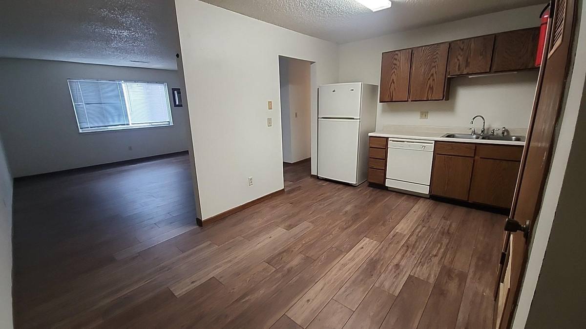 Apartment for rent at 34 Lincoln Ave #6, Iowa City, IA 52245