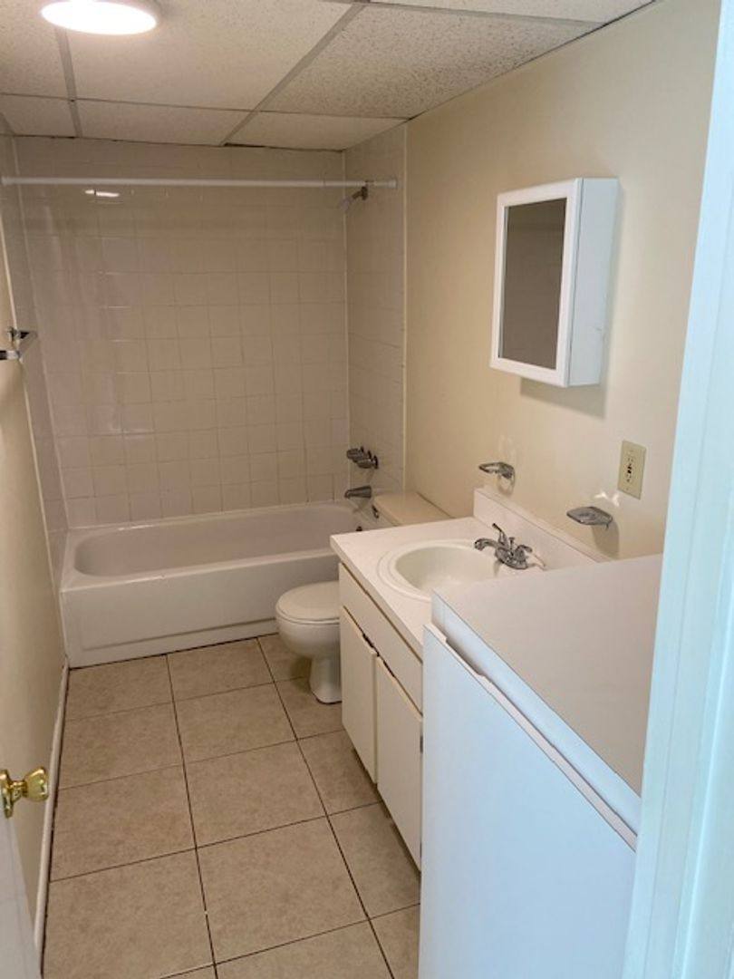 Apartment for rent at 111 S Newport Ave #18, Tampa, FL 33606