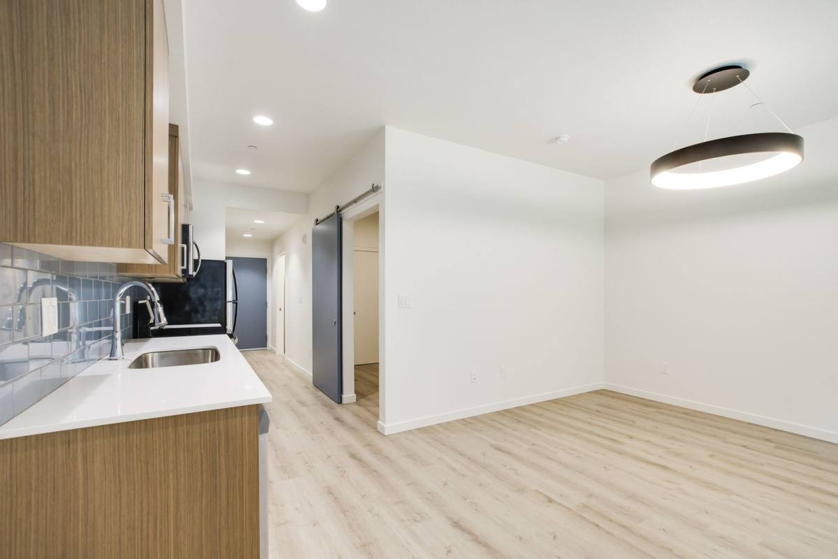 Apartment for rent at 5959 S Virginia Ave, Portland, OR 97239