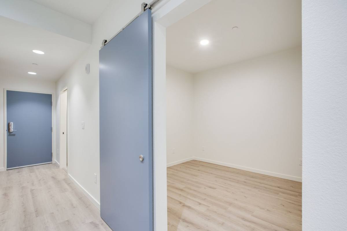 Apartment for rent at 5959 S Virginia Ave, Portland, OR 97239