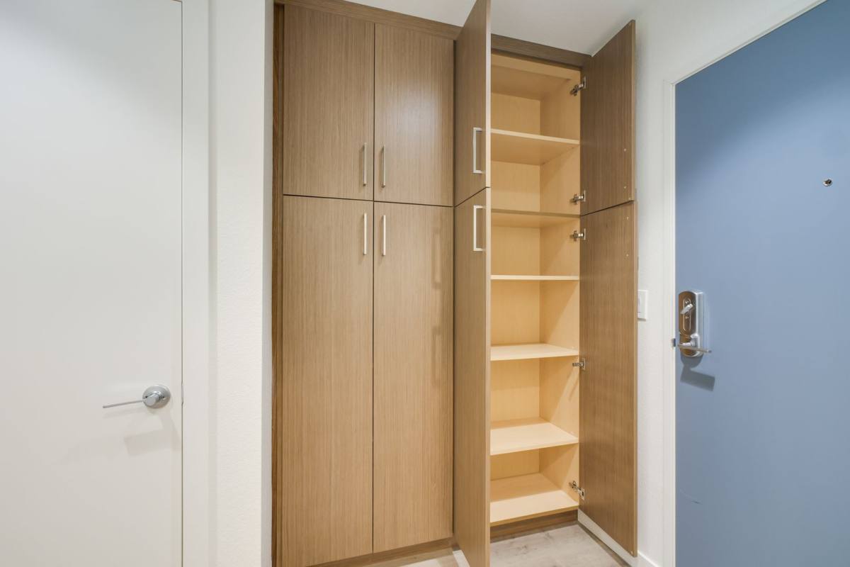 Apartment for rent at 5959 S Virginia Ave, Portland, OR 97239
