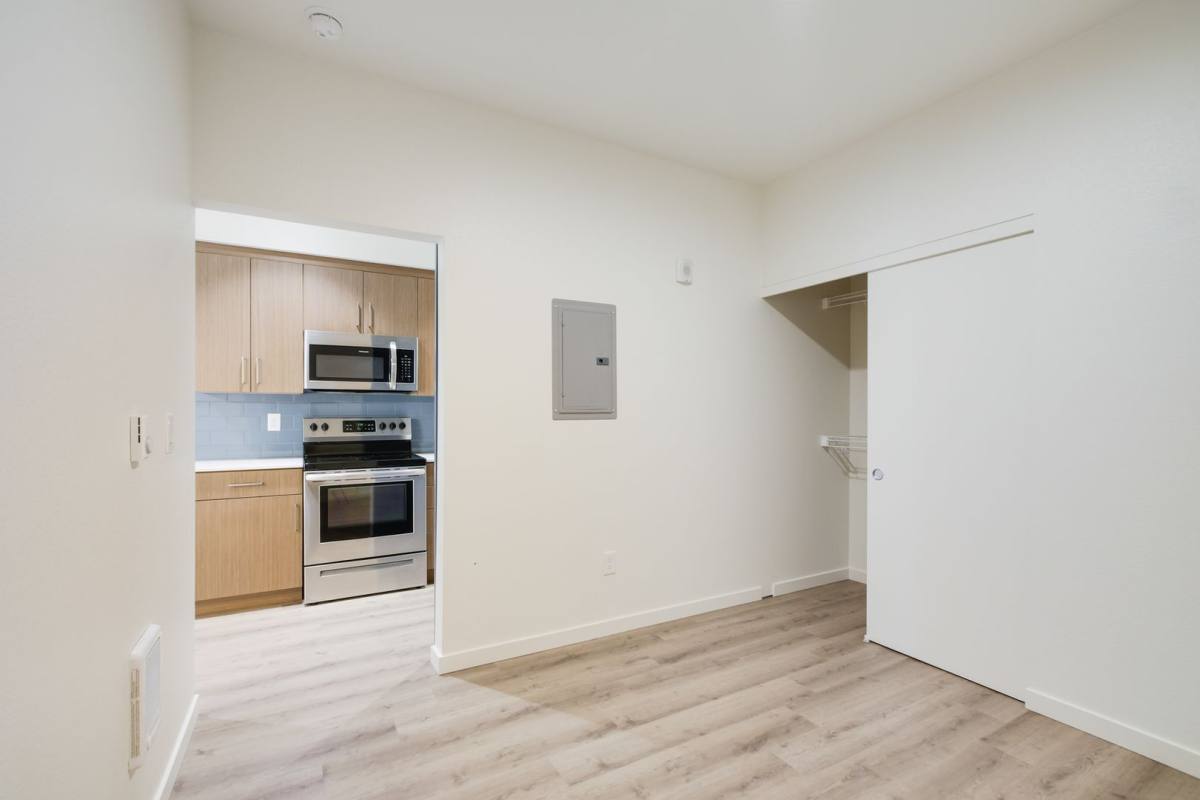 Apartment for rent at 5959 S Virginia Ave, Portland, OR 97239
