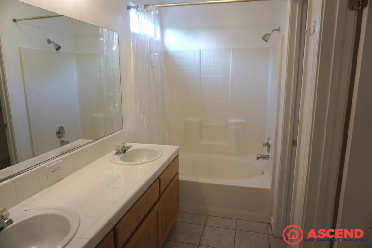 House for rent at 4216 Almond Grove Lane, Bakersfield, CA 93312