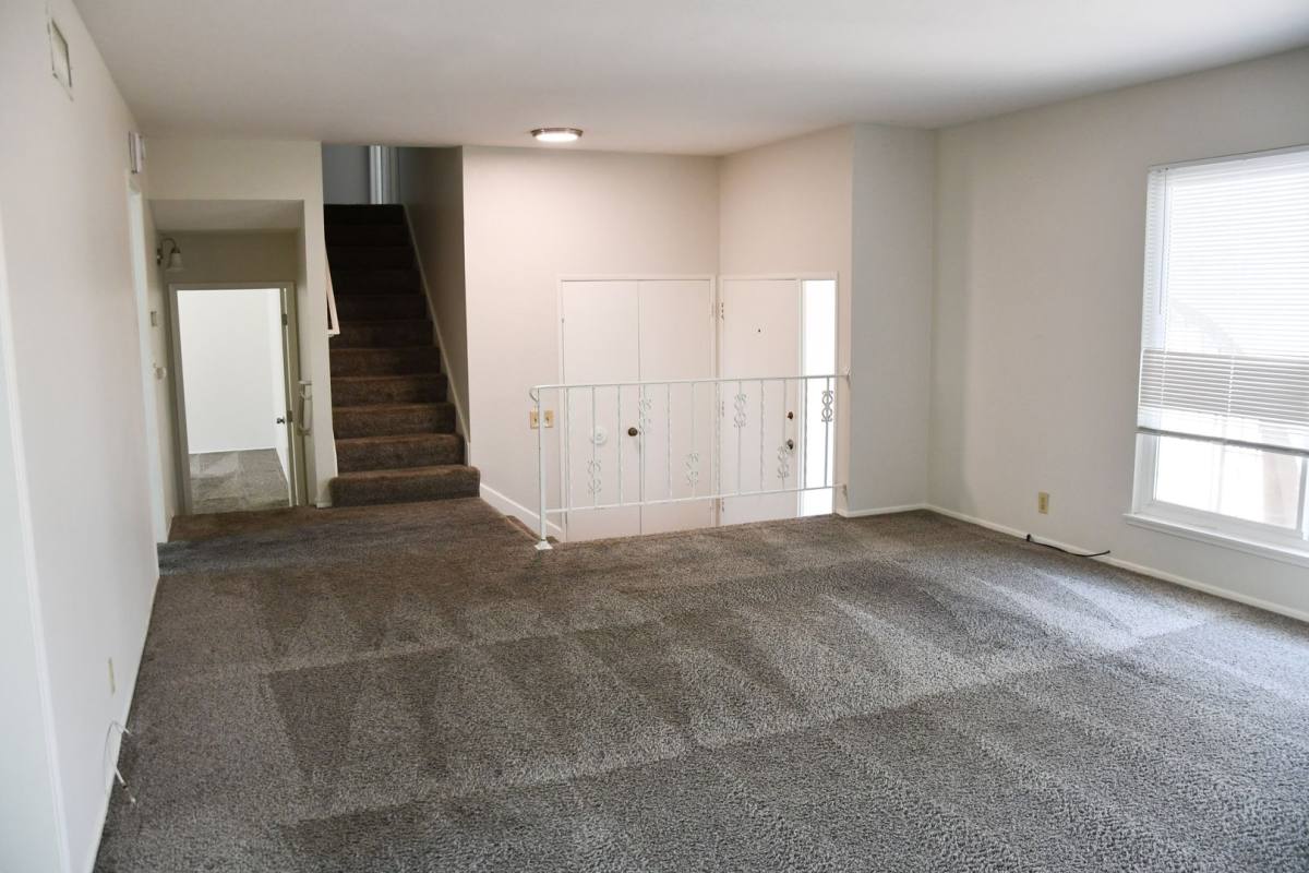 House for rent at 522 E Collins, Orange, CA 92867