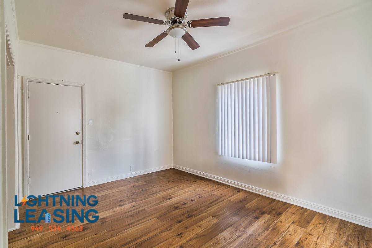Apartment for rent at 420 N Coronado St #209, Los Angeles, CA 90026