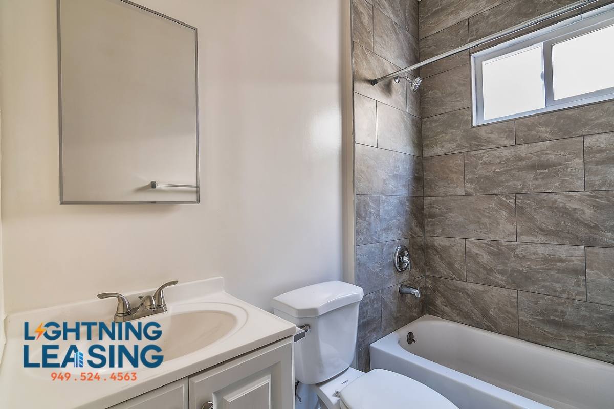 Apartment for rent at 420 N Coronado St #209, Los Angeles, CA 90026