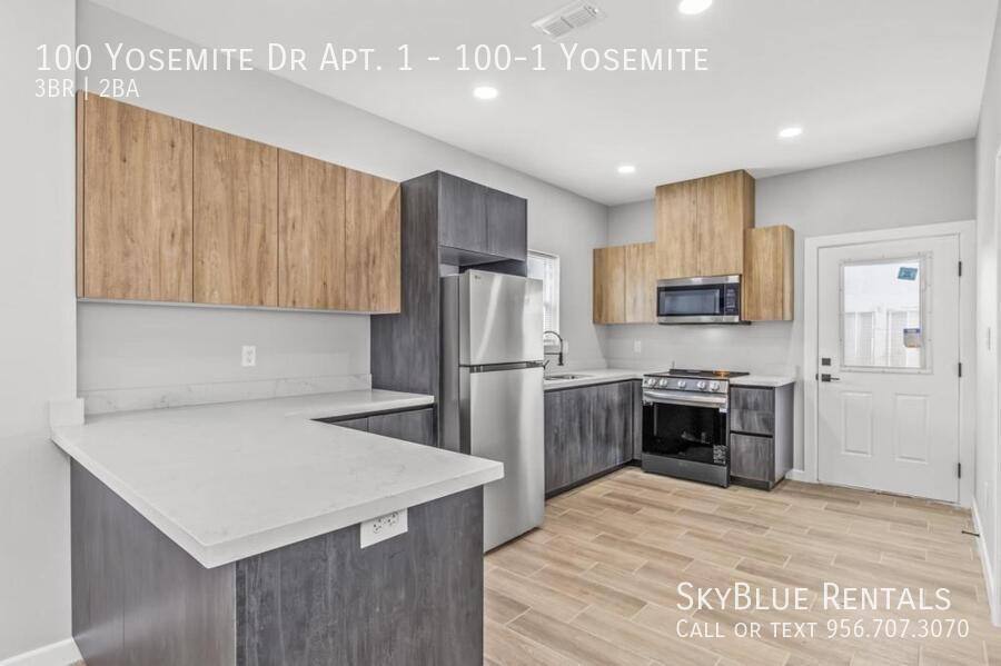 Apartment for rent at 100 Yosemite Dr #1, Mission, TX 78572