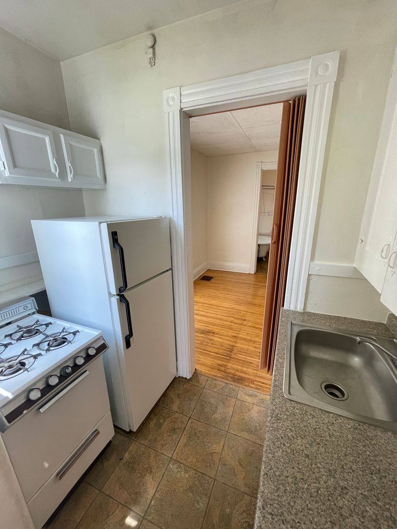Apartment for rent at 385 Meigs St, Rochester, NY 14607