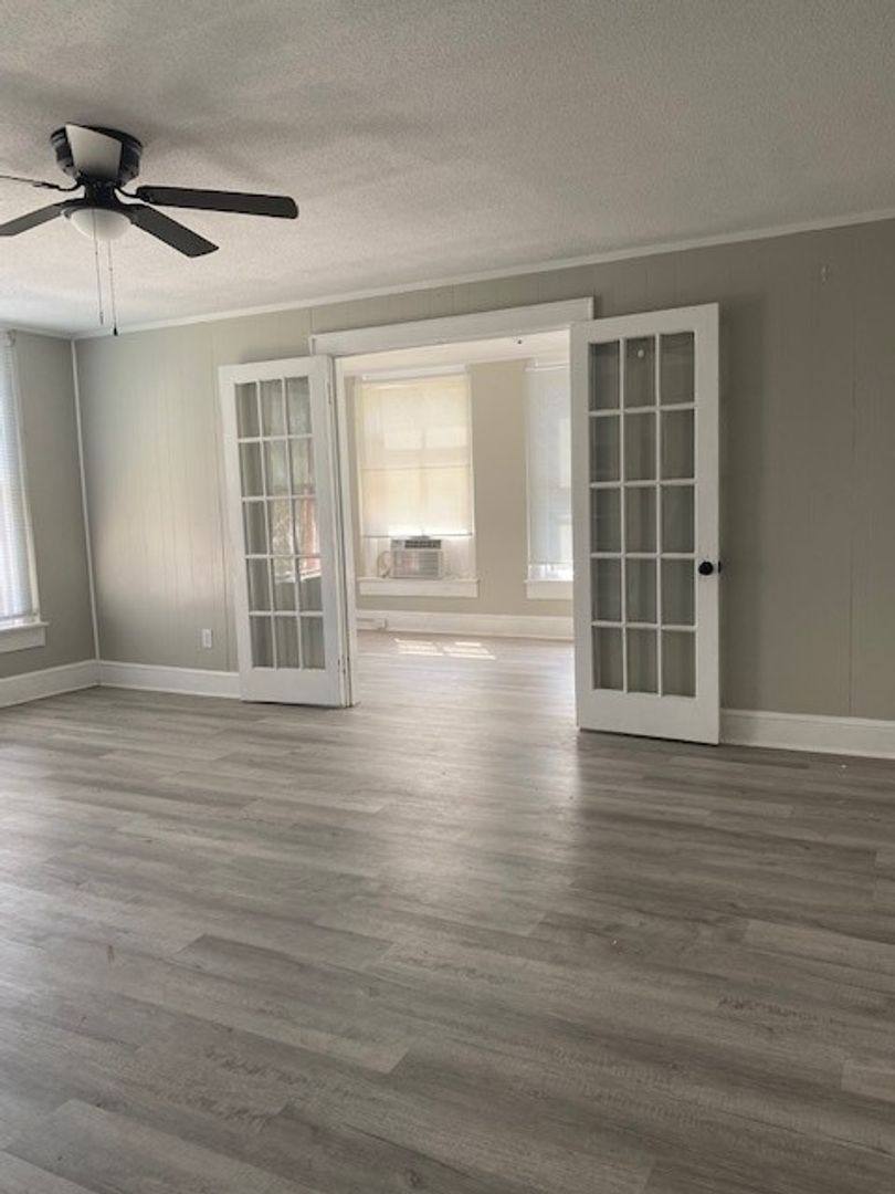Apartment for rent at 825 Kentucky Ave, Bristol, TN 37620
