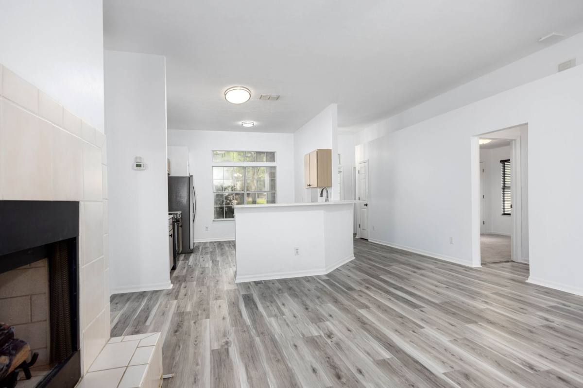 House for rent at 6106 SW 85th St, Gainesville, FL 32608
