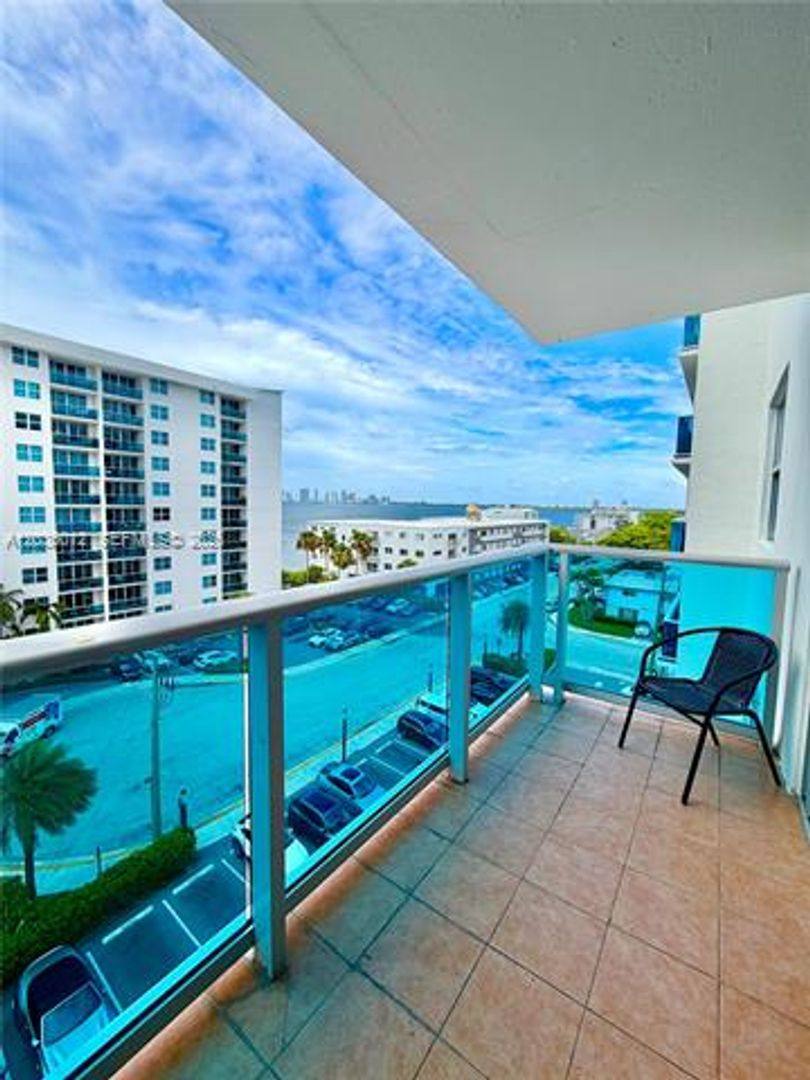 7501 E Treasure Dr, Miami Beach, FL 33141 - Condo for Rent