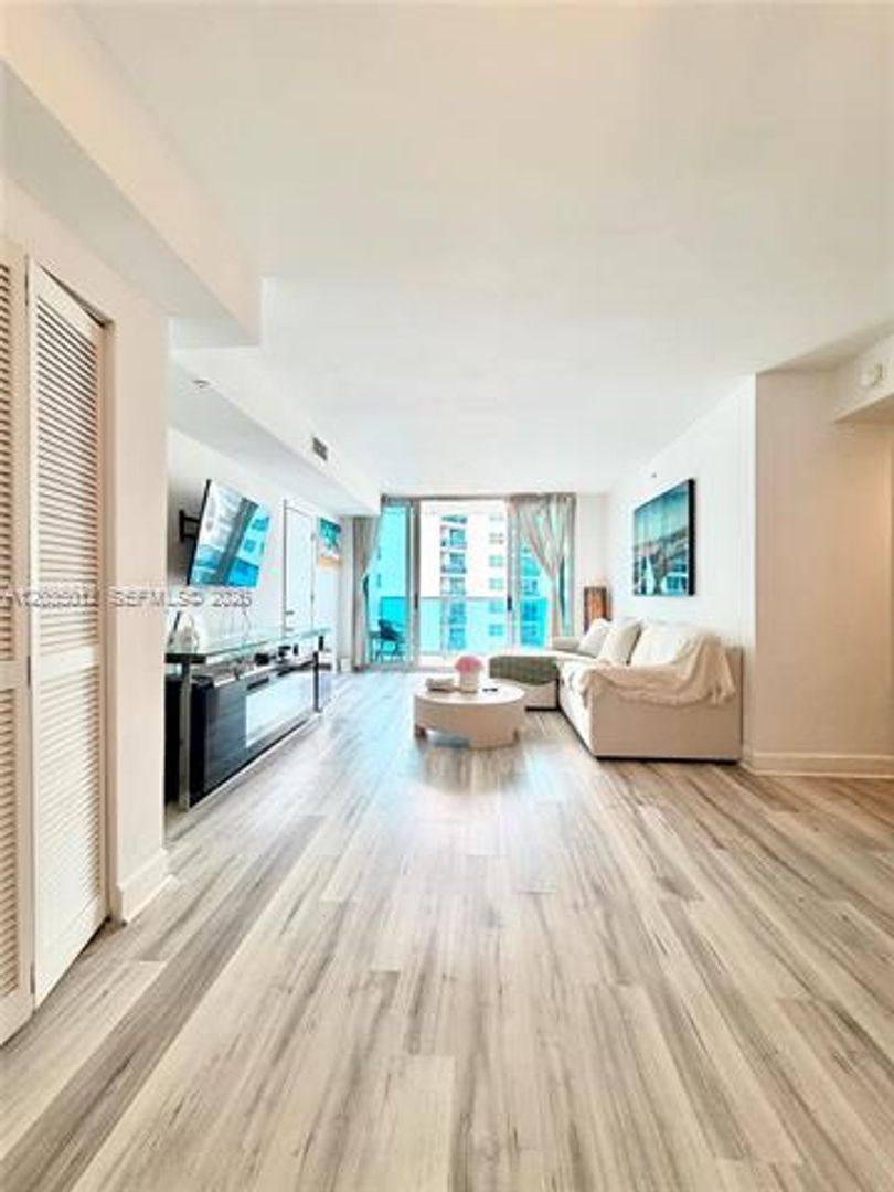 Condo for rent at 7501 E Treasure Dr, Miami Beach, FL 33141