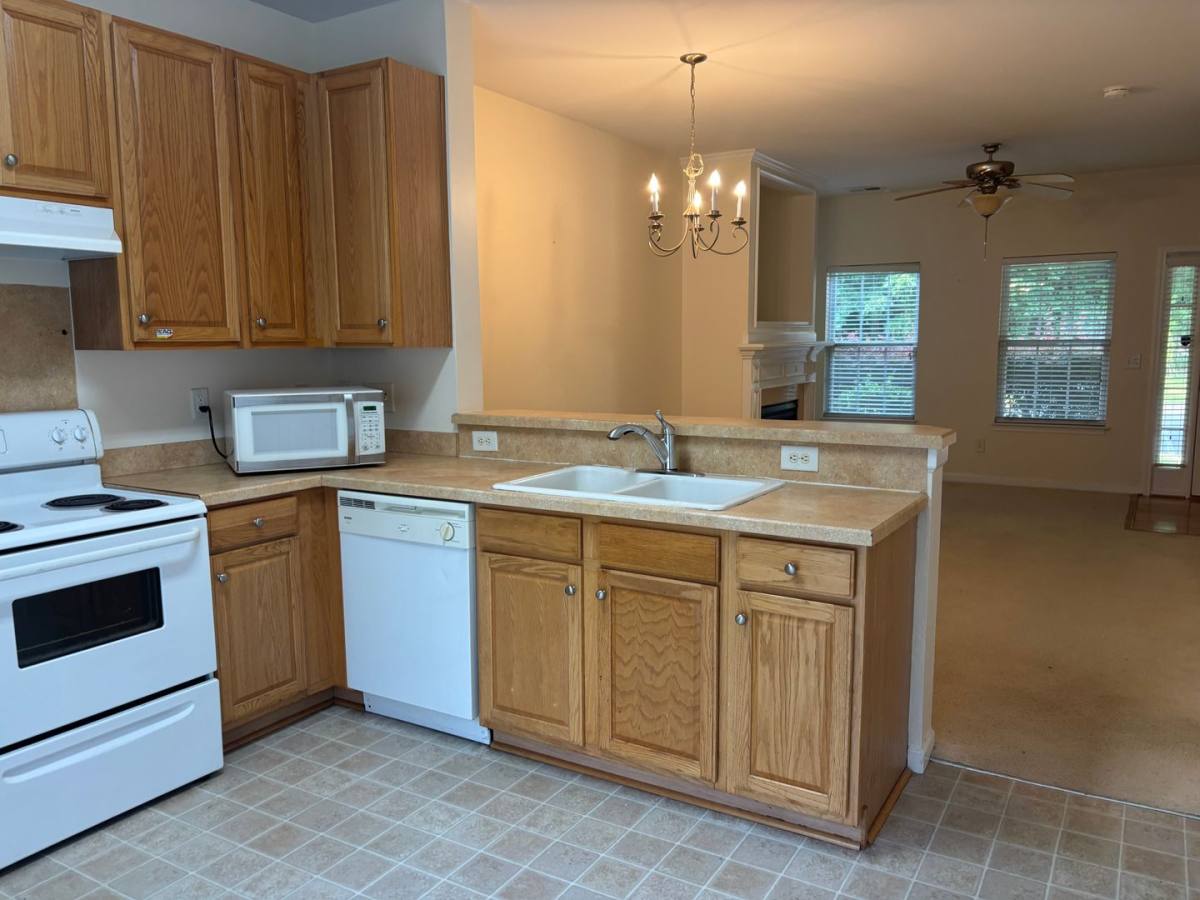Townhouse for rent at 8708 Twined Creek Lane, Charlotte, NC 28227
