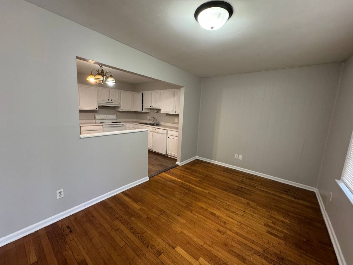 Apartment for rent at 6559 E 46th St, Indianapolis, IN 46226