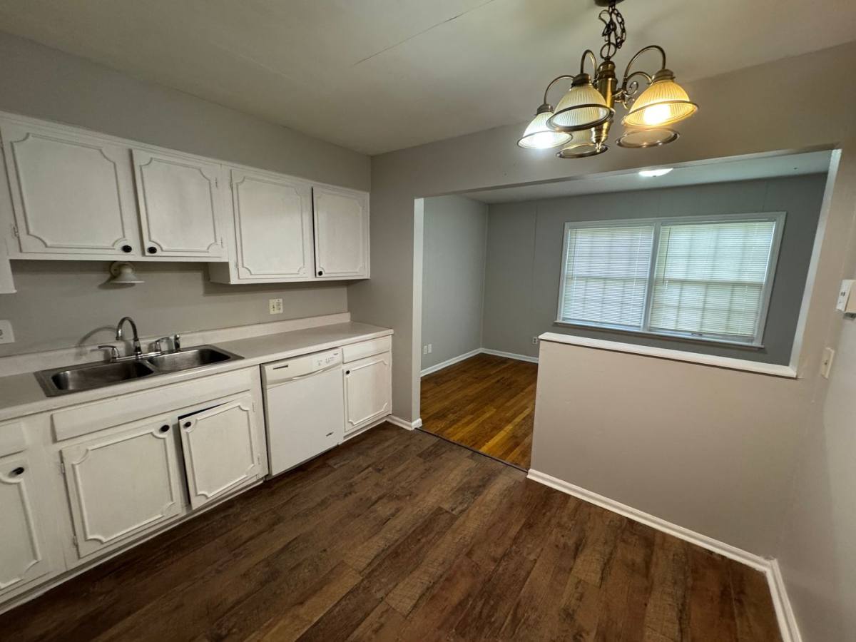 Apartment for rent at 6559 E 46th St, Indianapolis, IN 46226