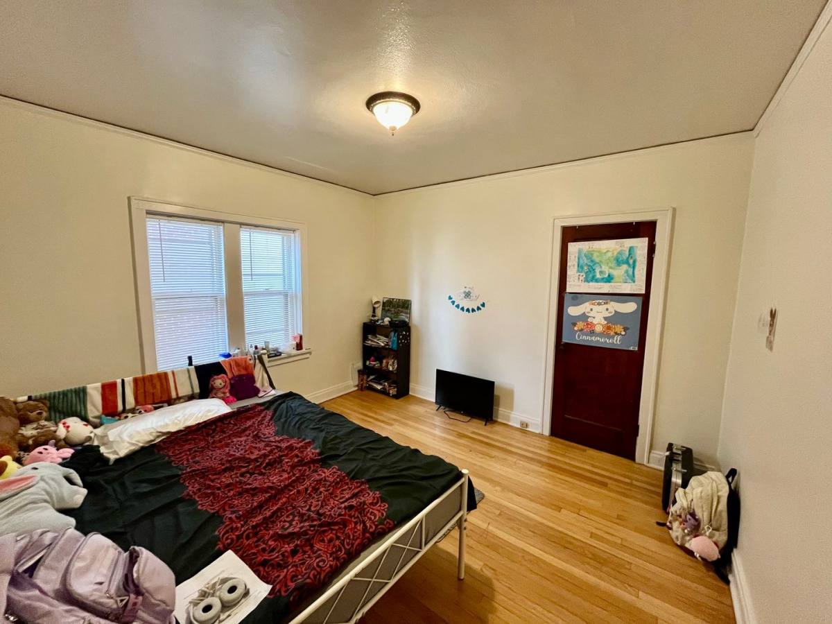 Apartment for rent at 4422 N Oakland Ave, Milwaukee, WI 53211