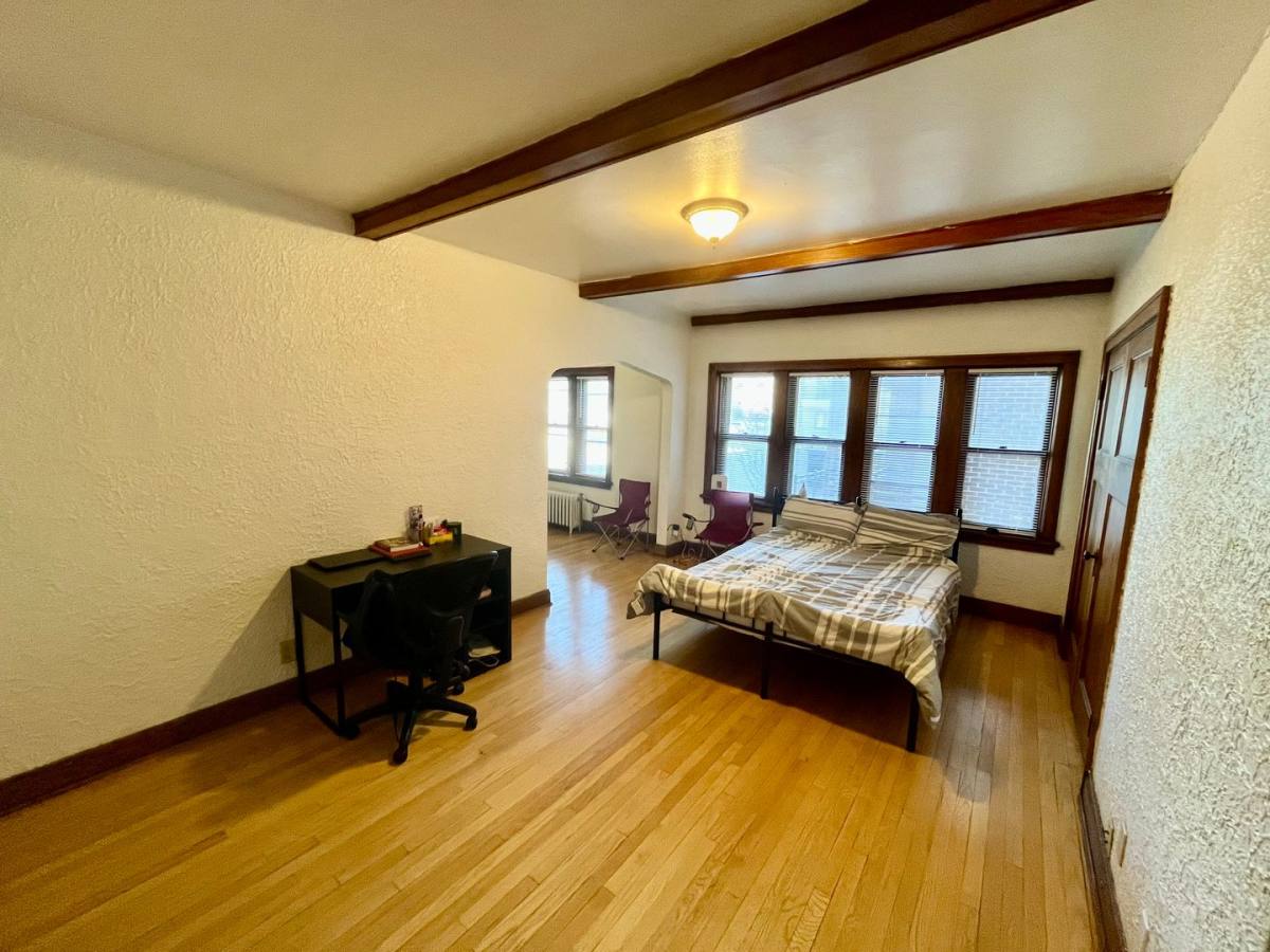 Apartment for rent at 4422 N Oakland Ave, Milwaukee, WI 53211