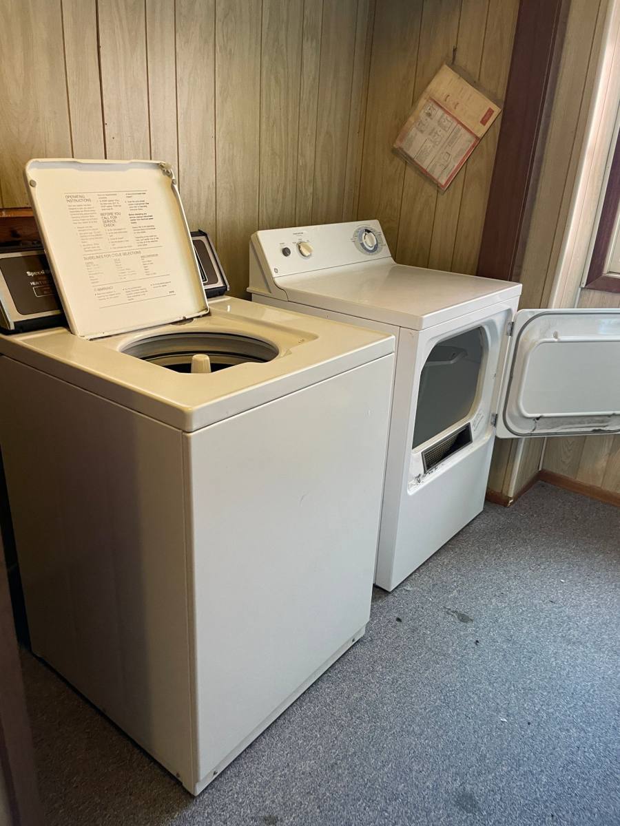 Apartment for rent at 1 & #2, Columbus, MT 59019