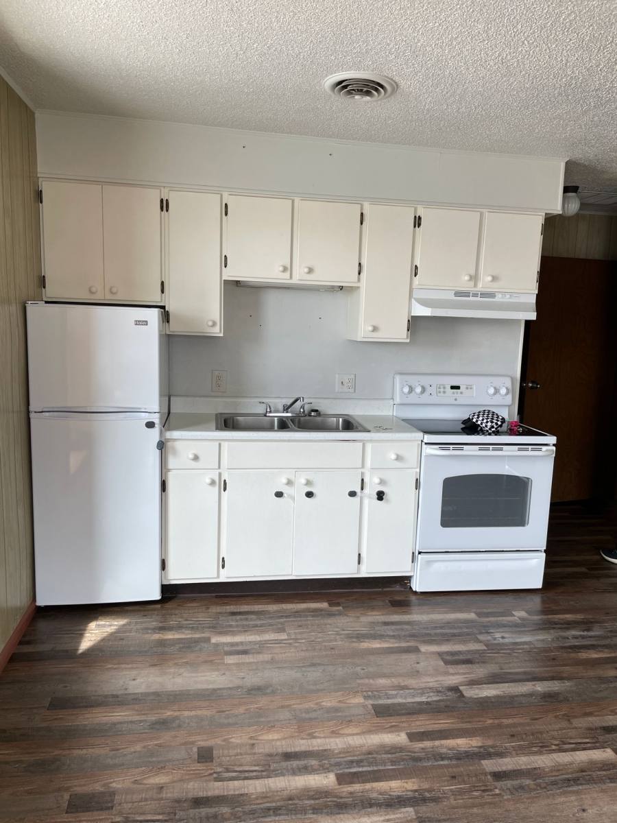Apartment for rent at 1 & #2, Columbus, MT 59019