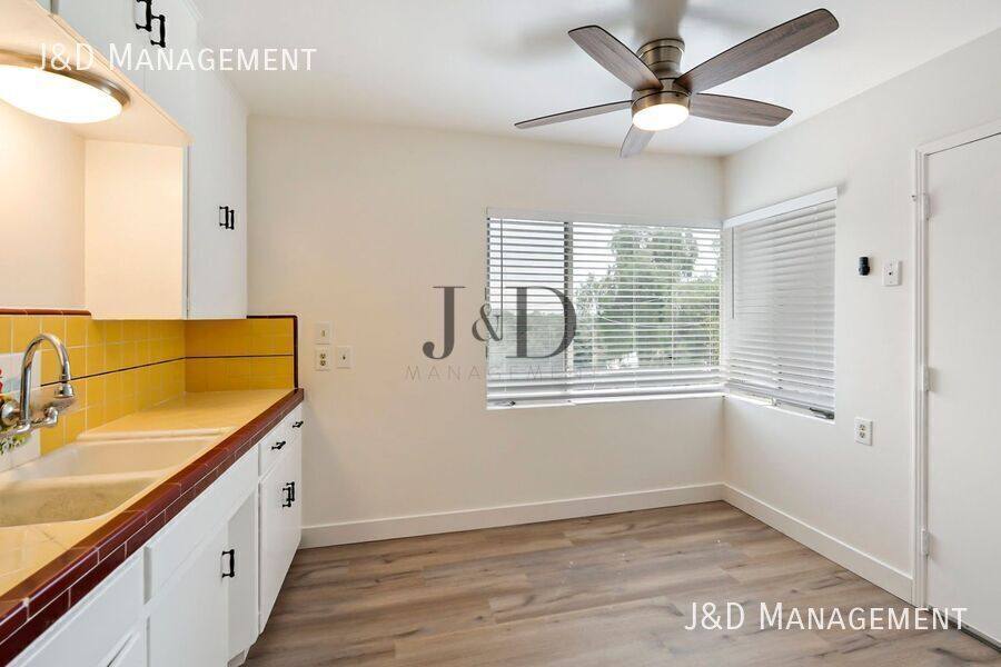 Apartment for rent at 6191 Lorca Dr, San Diego, CA 92115