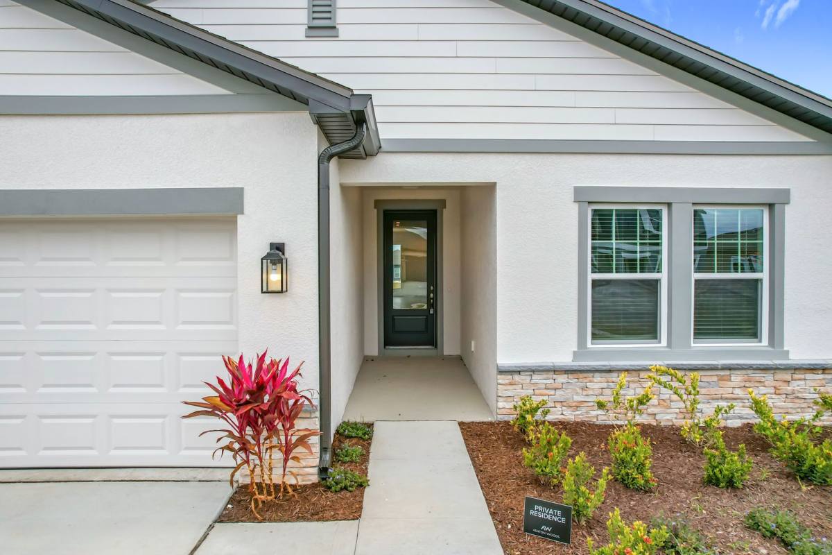 House for rent at 1430 Arbor Hill Dr, Deltona, FL 32725