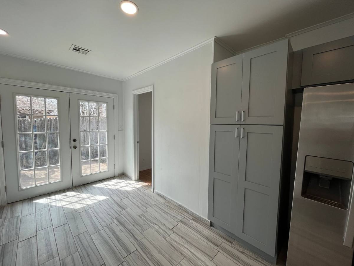 House for rent at 720 N Columbia Ave, Tulsa, OK 74110