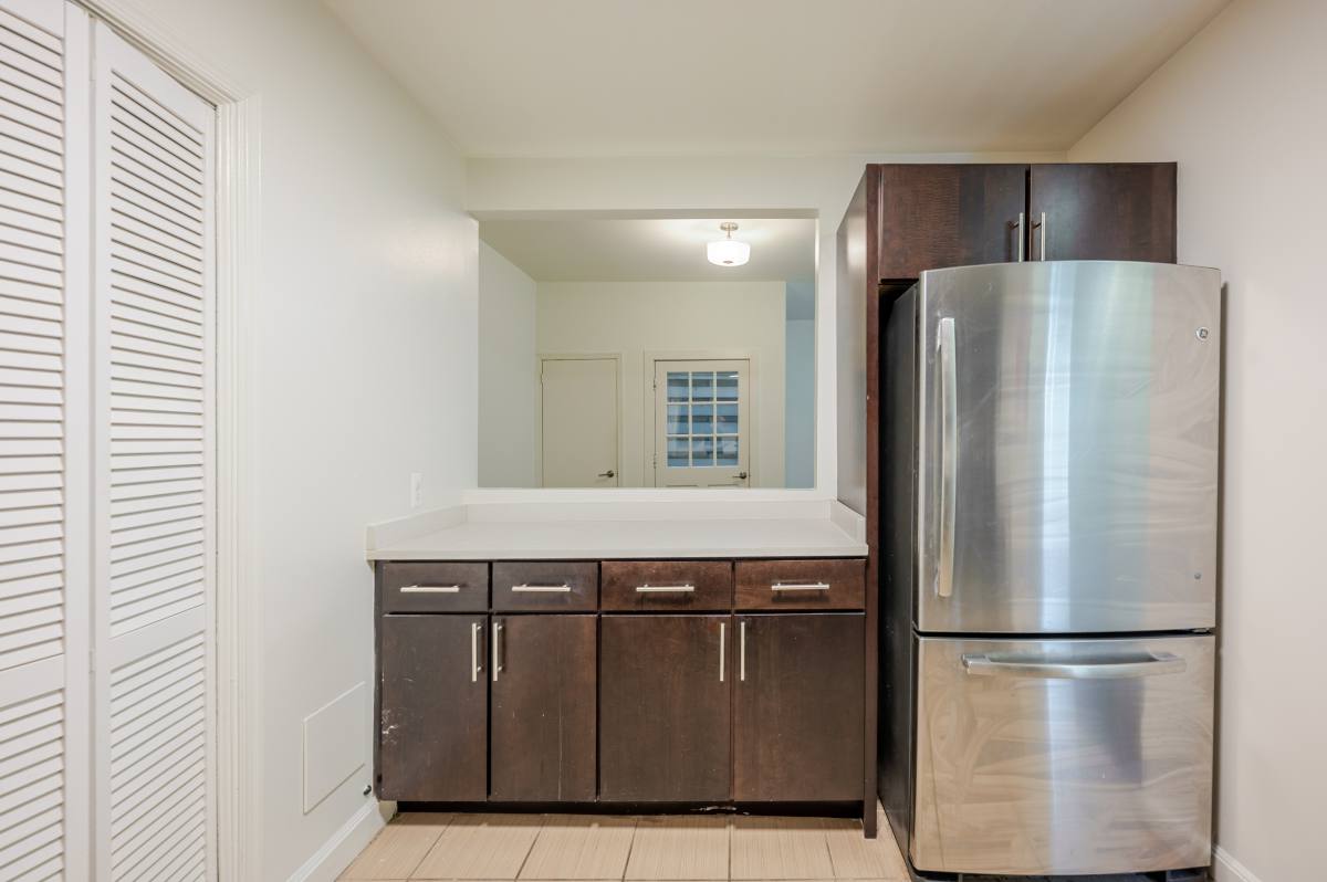 Apartment for rent at 650 D St SE #2, Washington, DC 20003