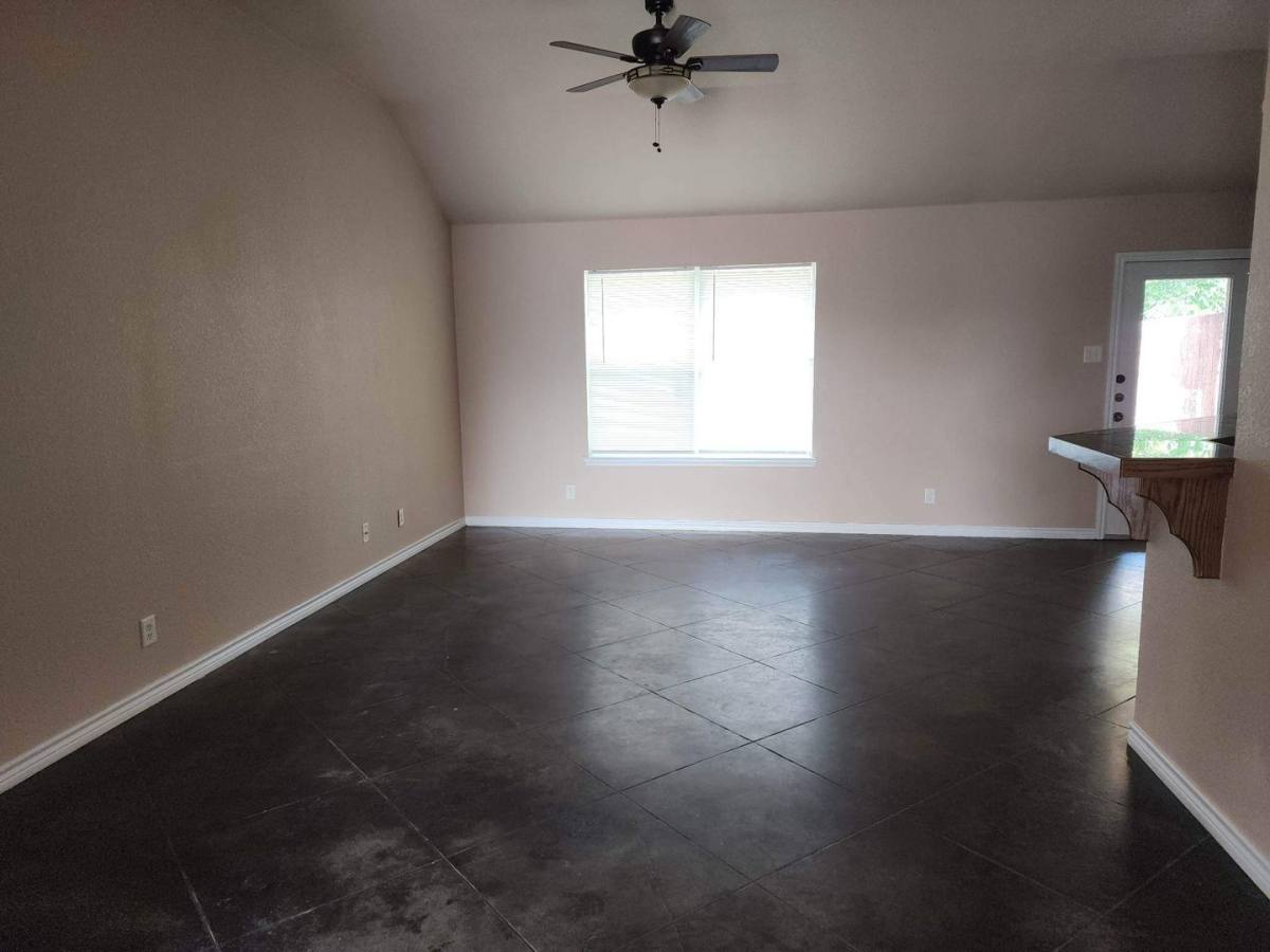 Apartment for rent at 501 Straws Mill Rd, Gatesville, TX 76528